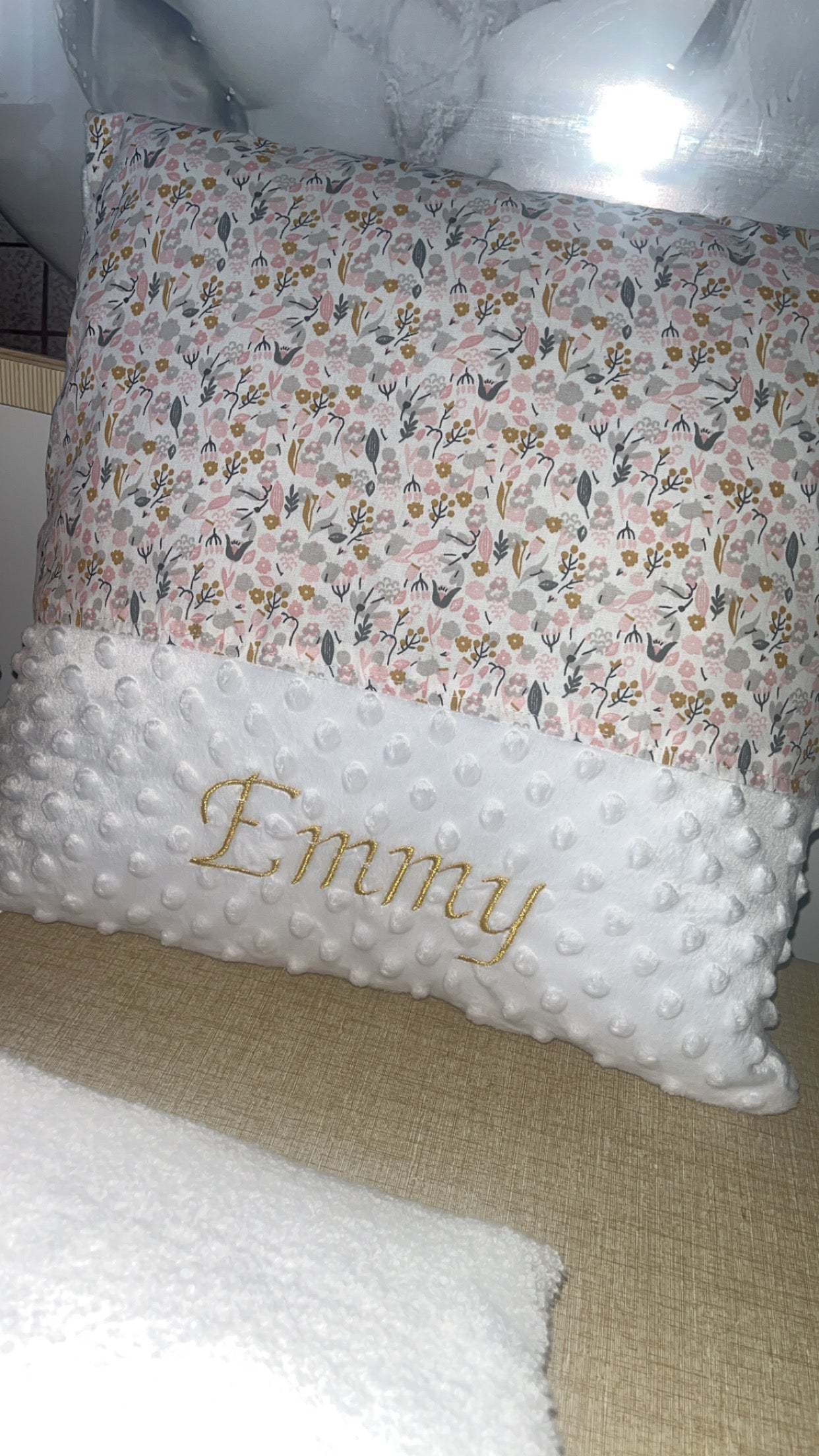 Coussin déhoussable fleuri