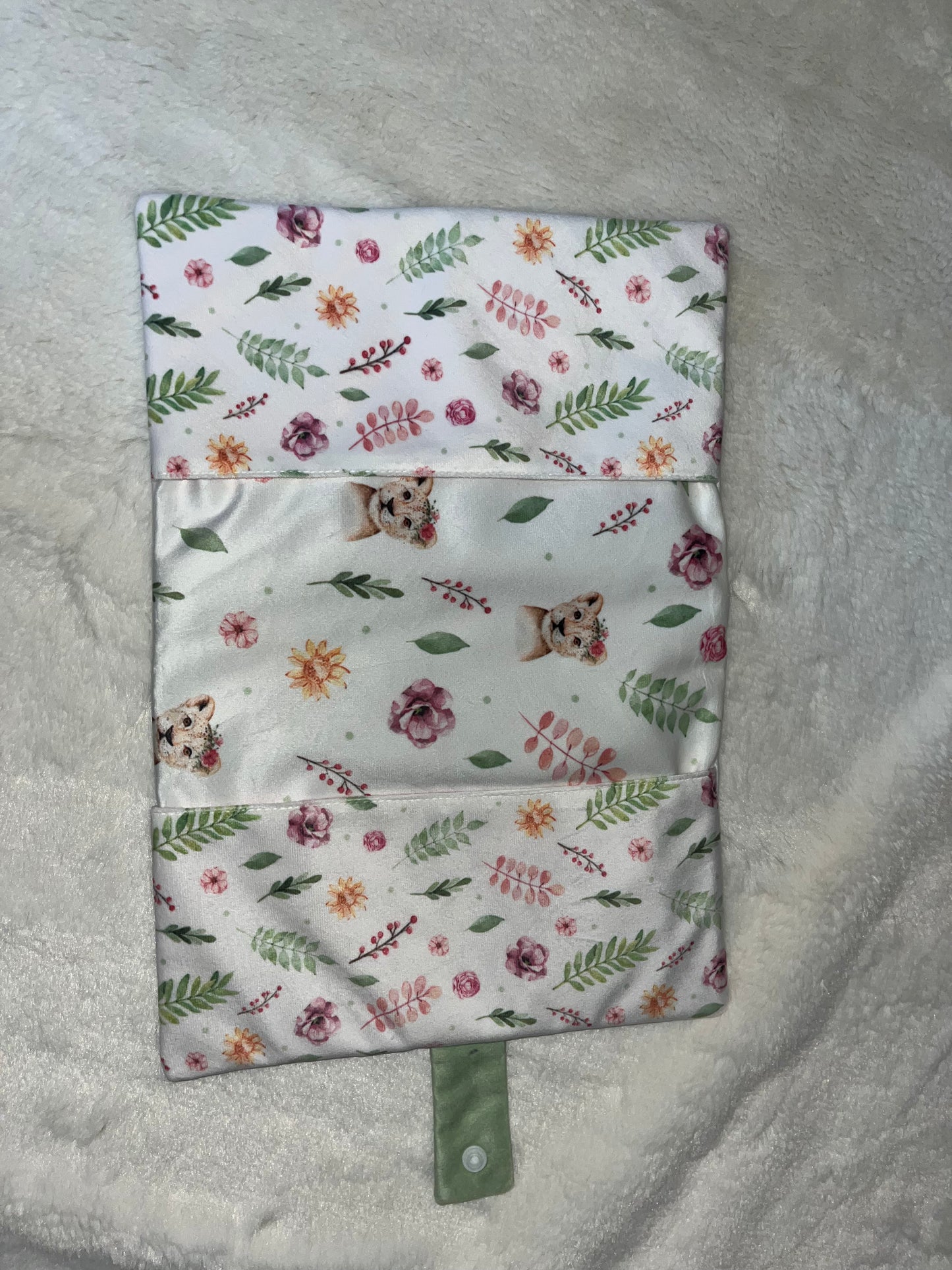 Protège carnet de santé lionne