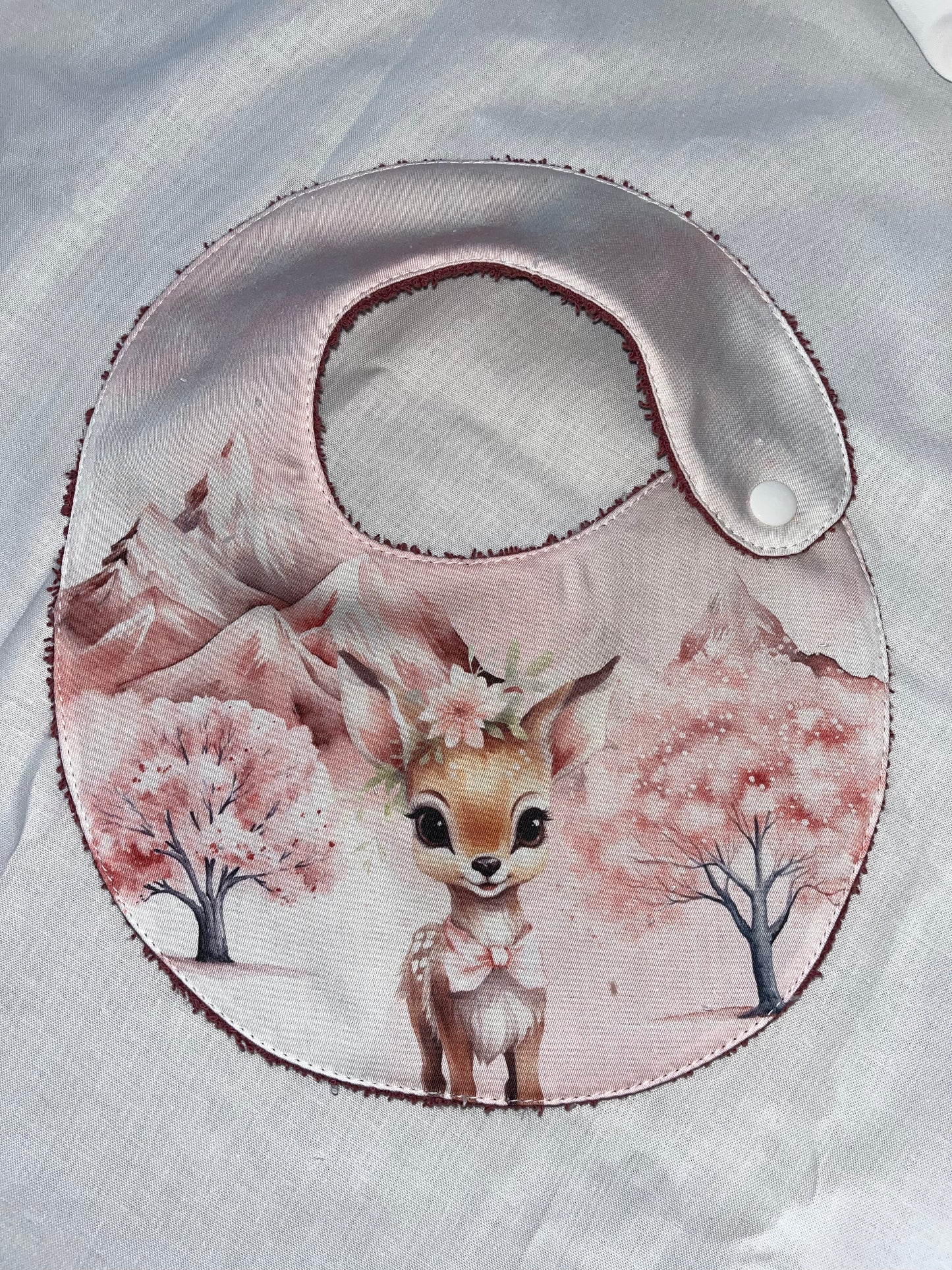 Bavoir biche naissance