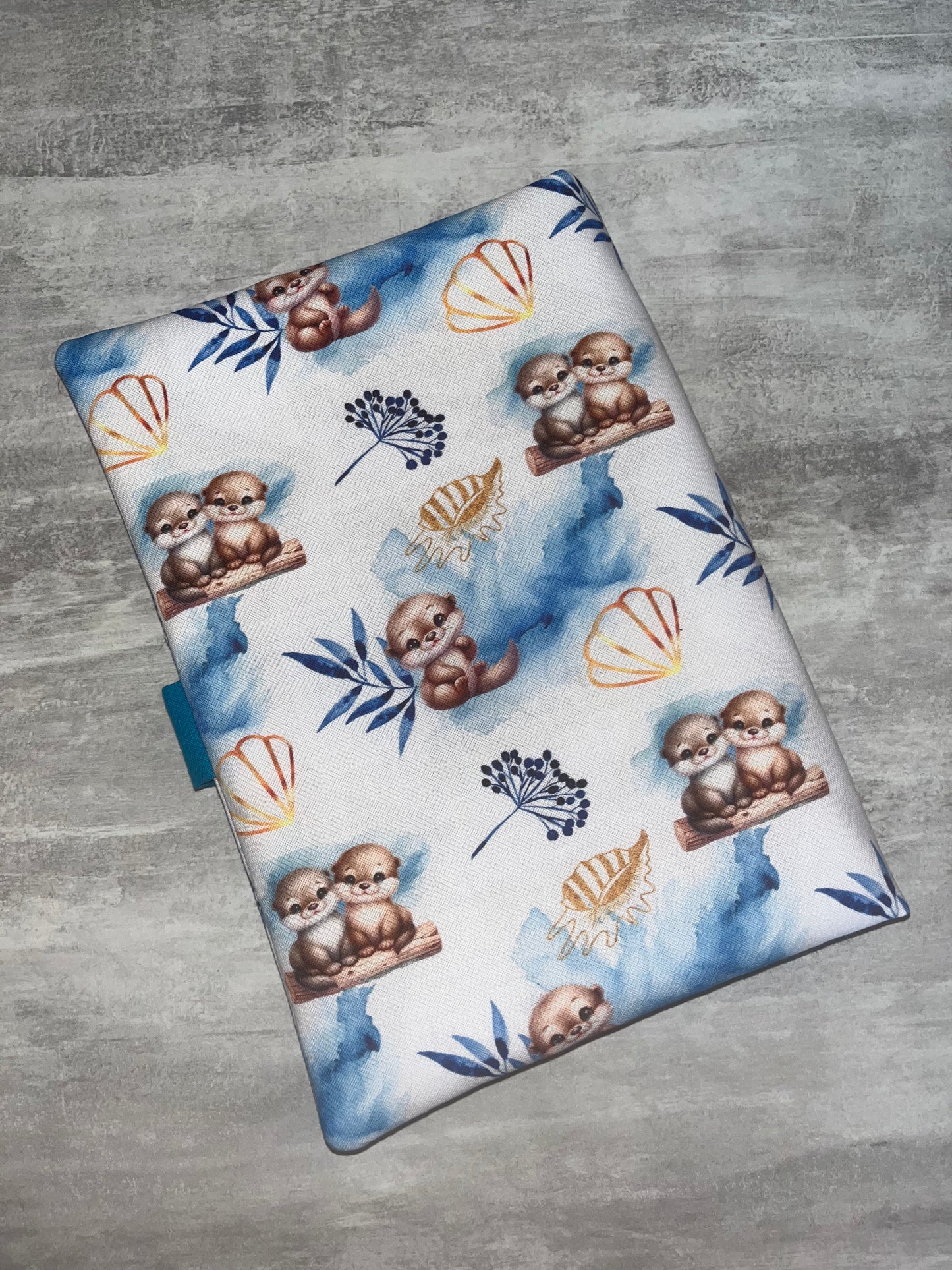 Protège carnet de santé loutre