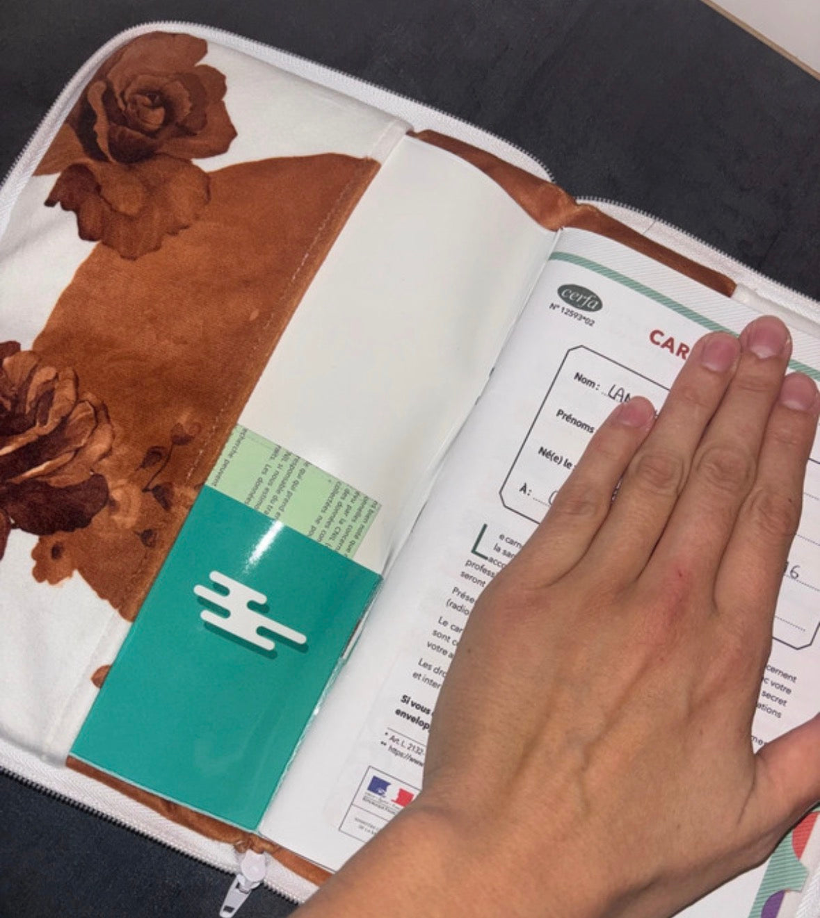 Protège carnet de santé ourson fermeture