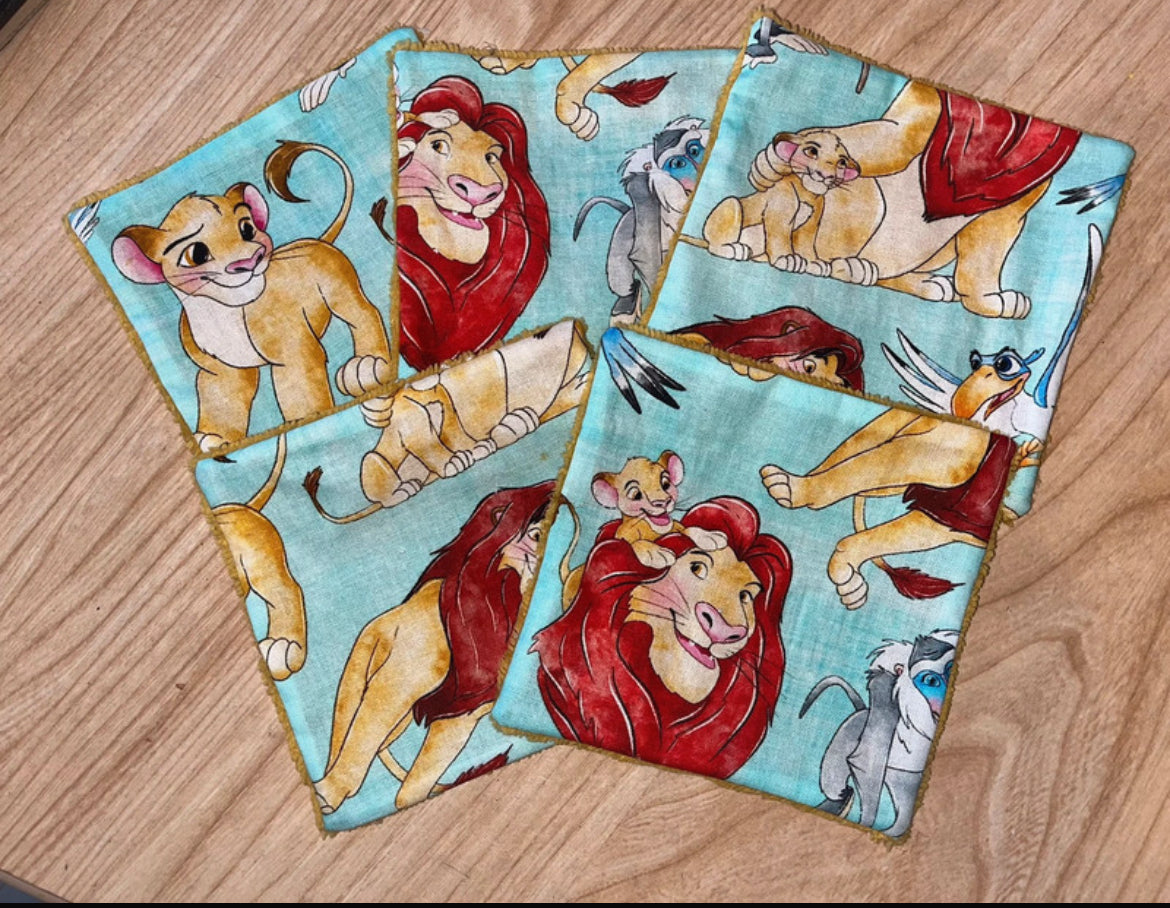 Sortie de bain roi lion + lingettes