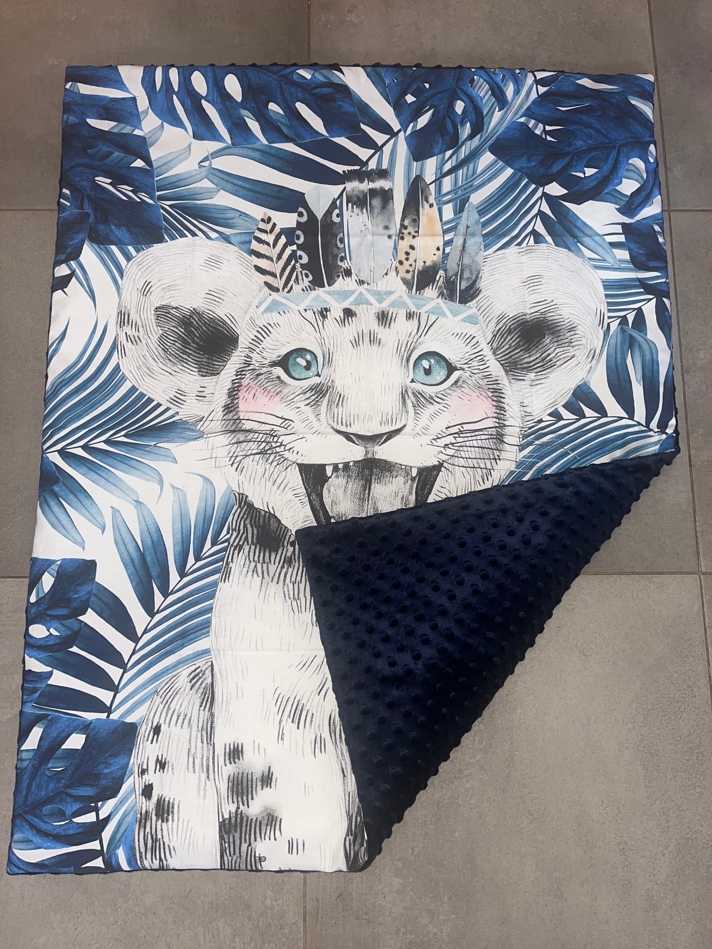 Couverture bébé lionceau bleu