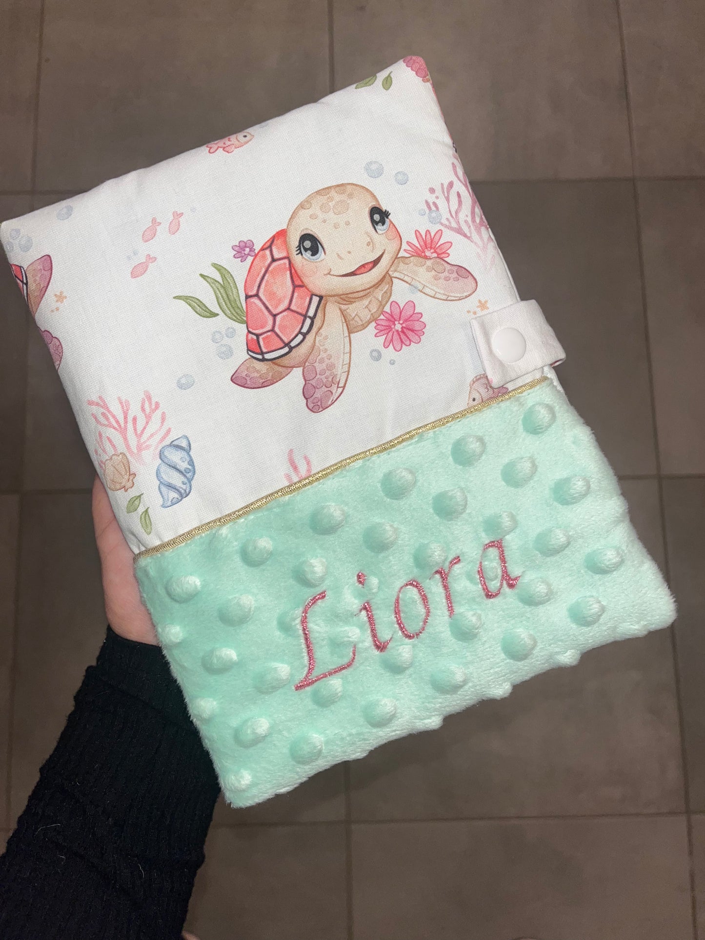 Protège carnet de santé tortue